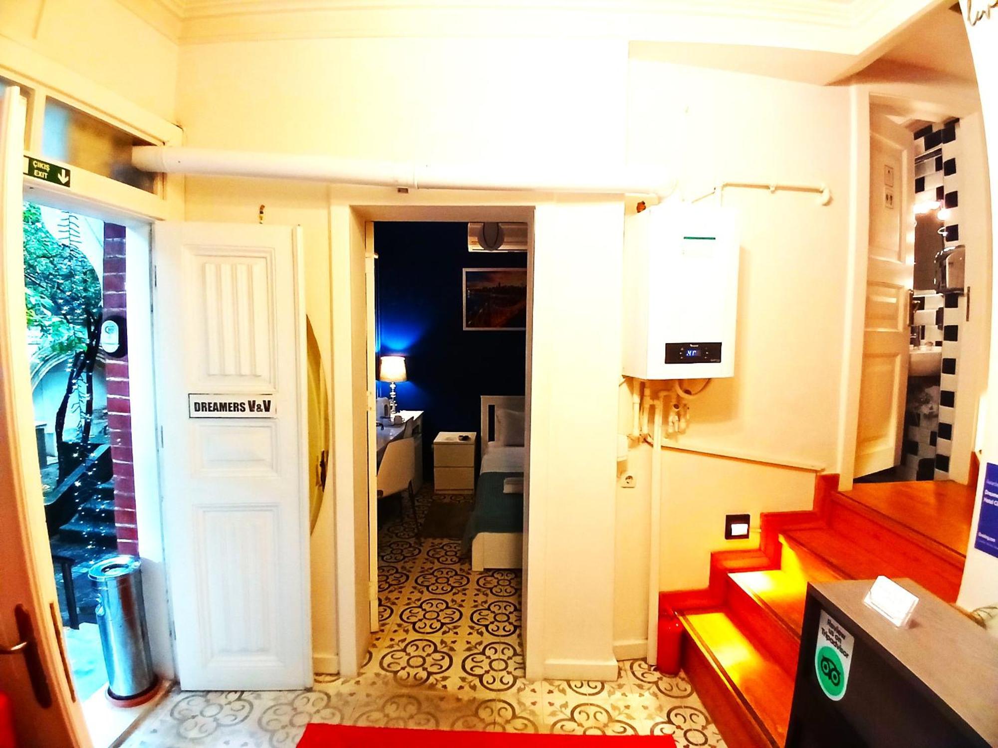 Dreamers V&V Hotel Cihangir Provincia di Provincia di Istanbul Esterno foto